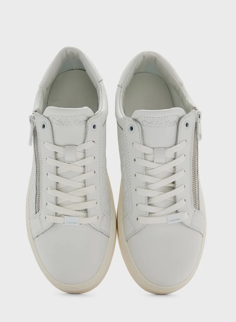 CALVIN KLEIN Low Top Lace Up Sneakers