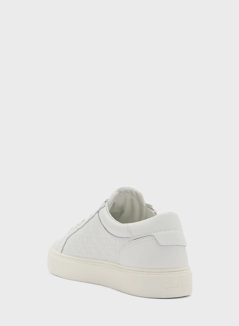 CALVIN KLEIN Low Top Lace Up Sneakers