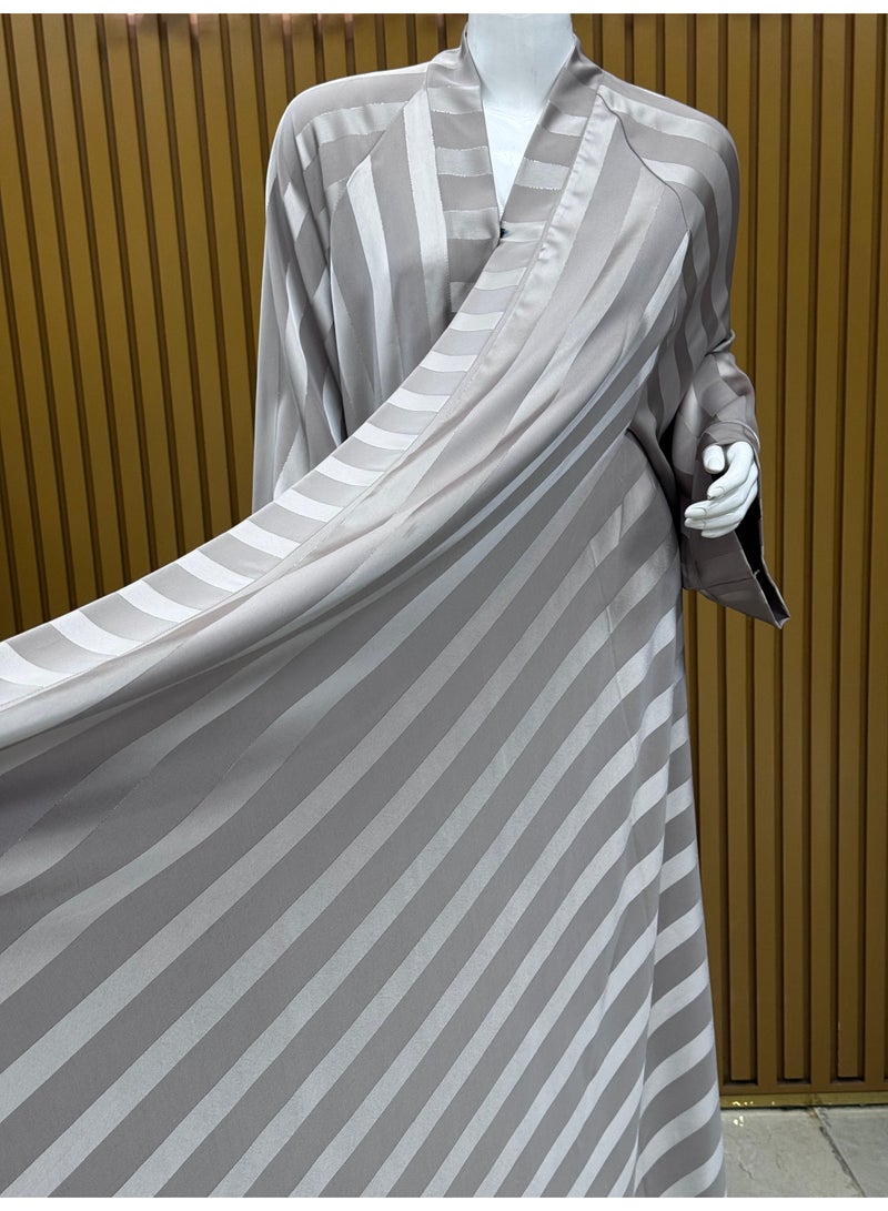 Elegant and  Striped silver golden  Abaya with a Perfect  Finishing, For your Everyday Casual Wear and Modest Fashion Style. - Image 5