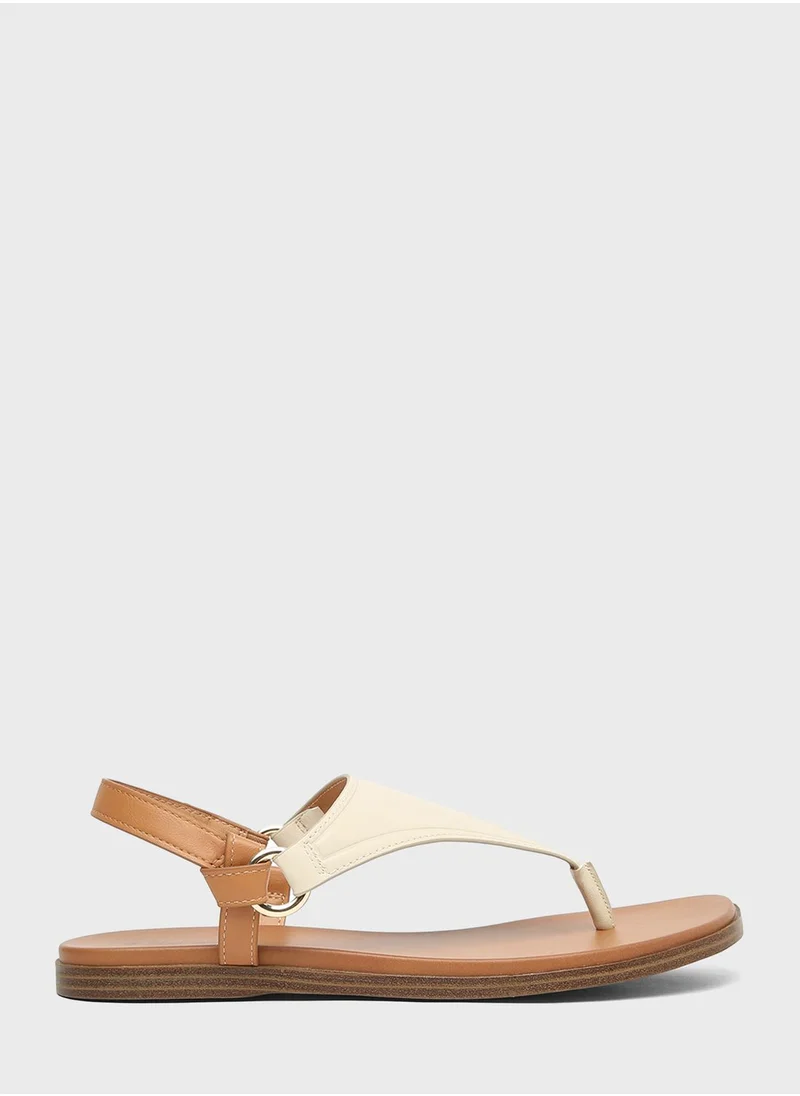 كول ات سبرنج Zollie Sandals