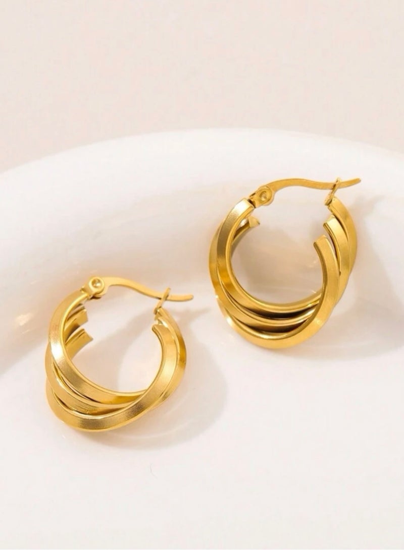 إيكوال حلق اذن نسائي انيق مصنوع من الاستانلس ستيل ومطلي باللون الذهبي عيار 18 - Image 1