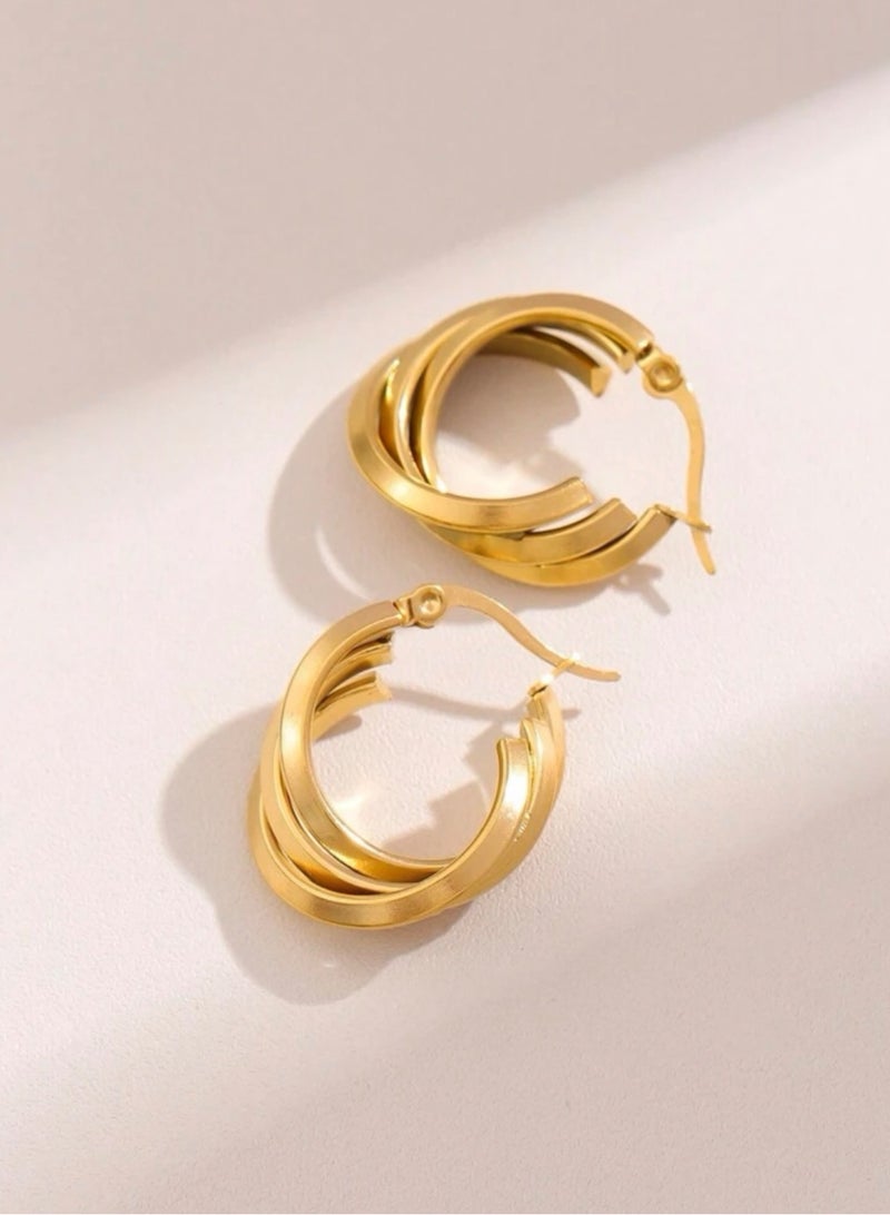 إيكوال حلق اذن نسائي انيق مصنوع من الاستانلس ستيل ومطلي باللون الذهبي عيار 18 - Image 3