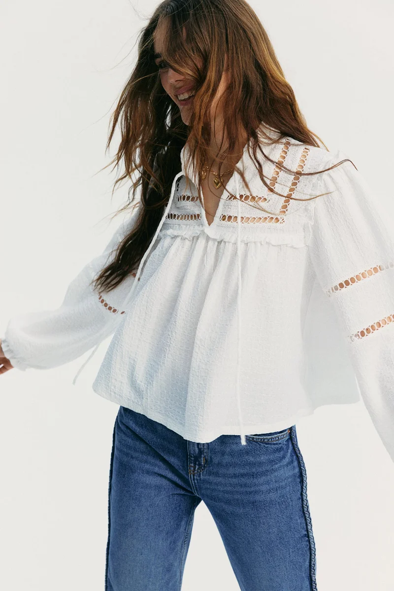 H&M Oversized frill-trimmed blouse