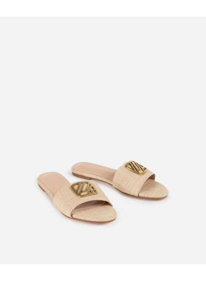 ابيكول شباشب بحزام شعار