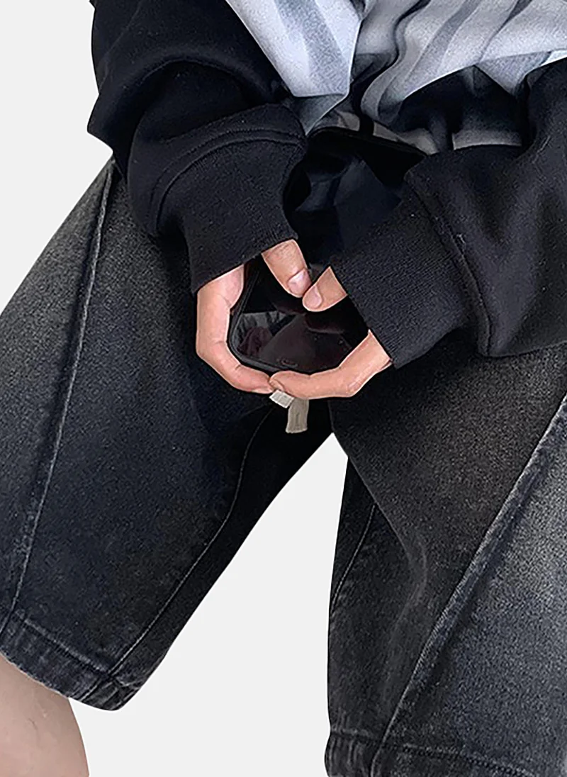 YUNIQEE Black Mid Rise Soild Relaxed Fit Shorts