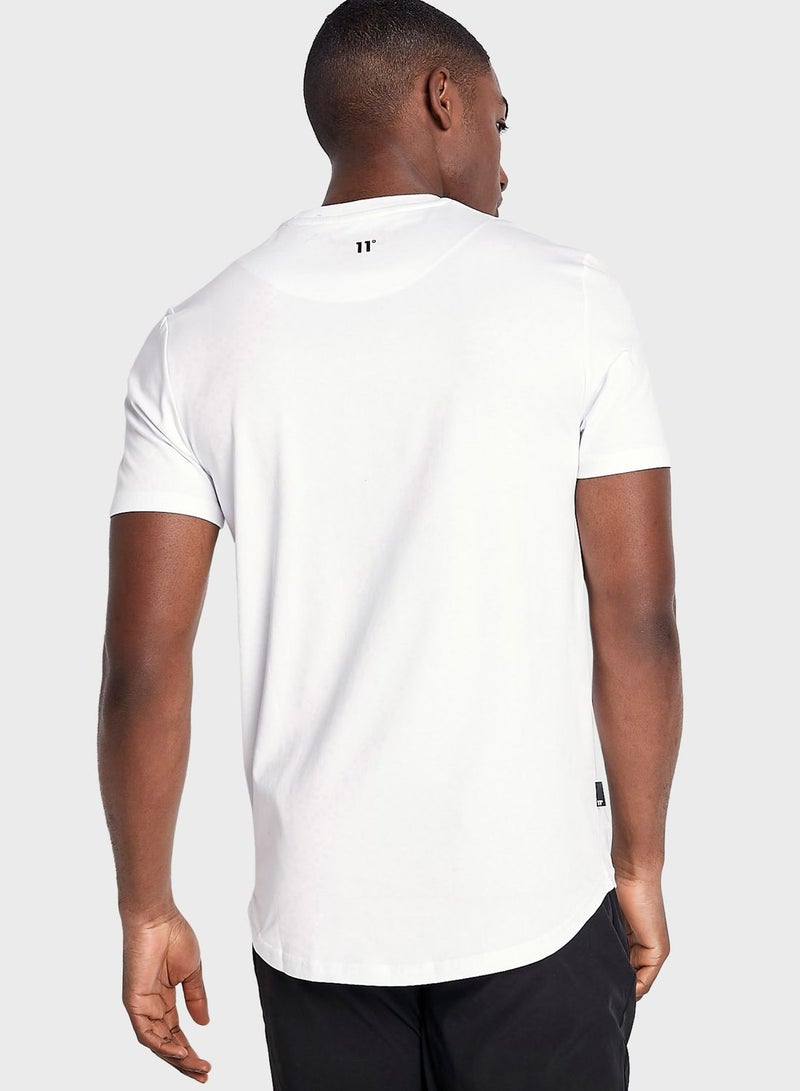 11_ديجريز تيشيرت مزين بخطوط - Image 2