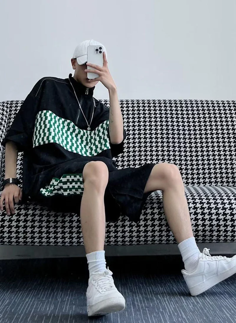 YUNIQEE Black Printed High Neck T-Shirt With Short
