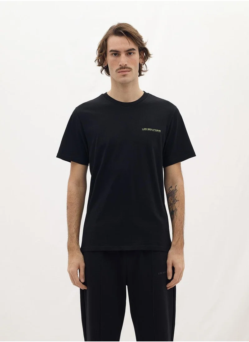 ليس بنجامنز REGULAR TEE 002