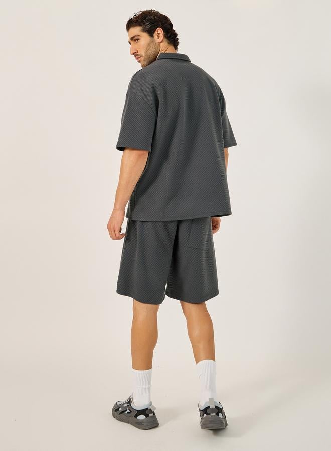 Styli Styli Textured Relaxed Fit Polo T-Shirt and Shorts Co-Ords  - Image 4