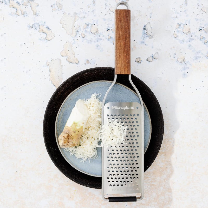 Microplane Kitchen Grater Coarse for Cheese, Carrot, Ginger, Coconut, Nuts and Horseradish with Stainless Steel Blades - Made in USA - Image 4