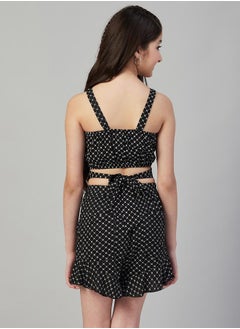 Stylo Bug Ditsy Print Tie-Up Crop Top & Flippy Shorts Set by Styli  - Image 5