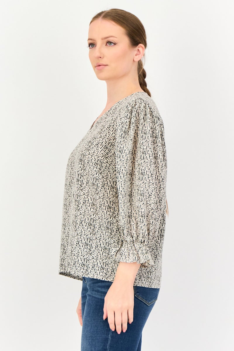 VERO MODA Iscenery By Vero Moda Women V-Neck Long Sleeve Animal Print Blouse, Multicolor - Image 2