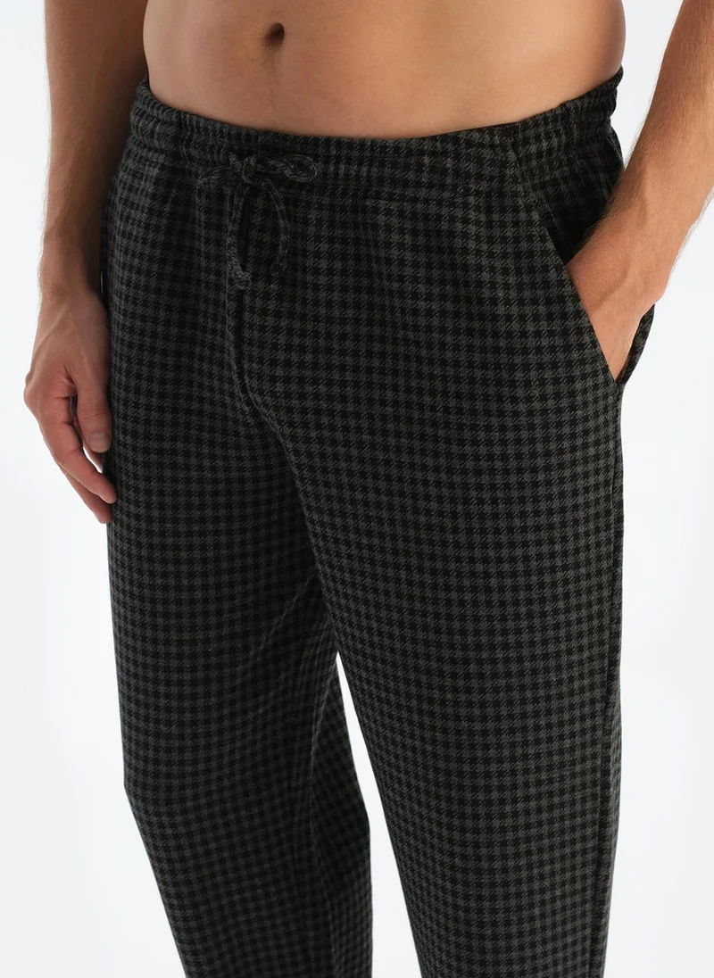 dagi T-shirt & Trousers Pajama Set Crew Neck Supreme Mid Rise Sleepwear