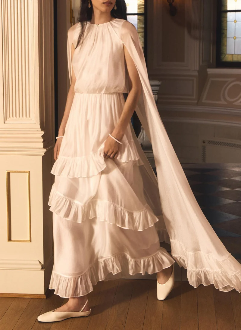 Chiffon maxi dress with ruffles and light sleeves