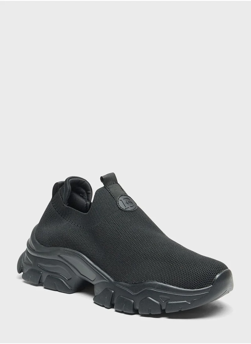 shoexpress Casual Low Top Sneakers