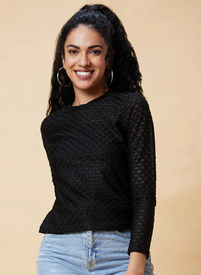 globus Globus Black Textured Round Neck Top