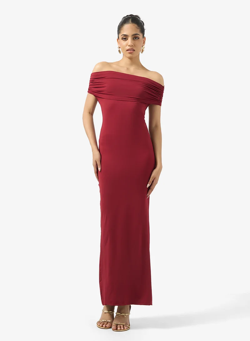 جينجر Off Shoulder Maxi Dress