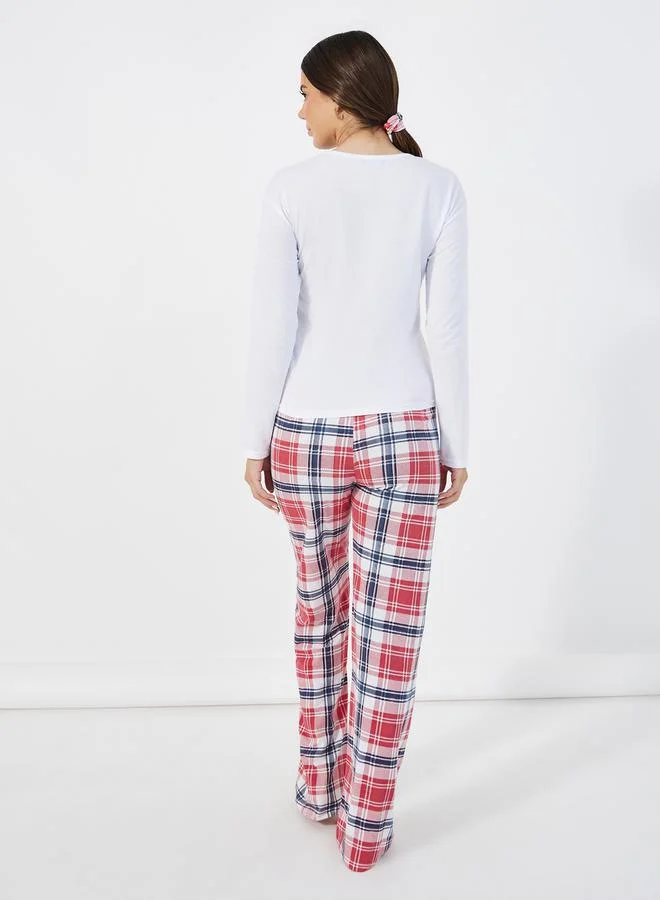 Styli Dreams Slogan Long Sleeves T-Shirt & Check Pyjama Set