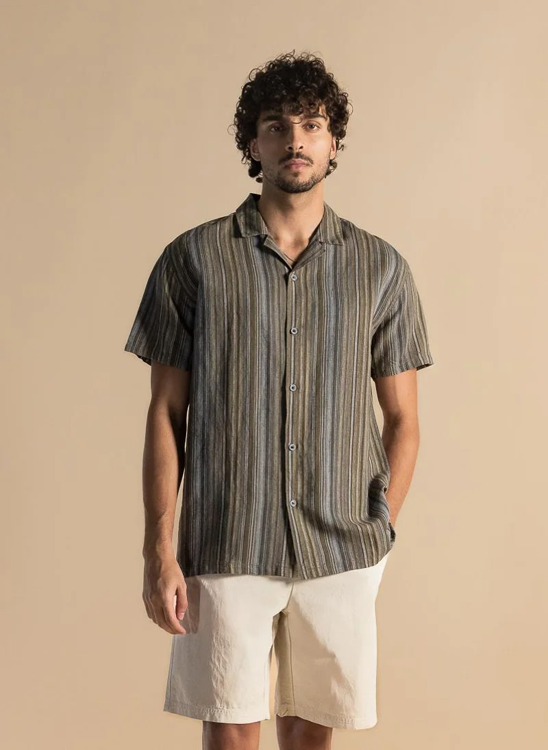 SHAPES TEXTURED COMFORT SHIRT