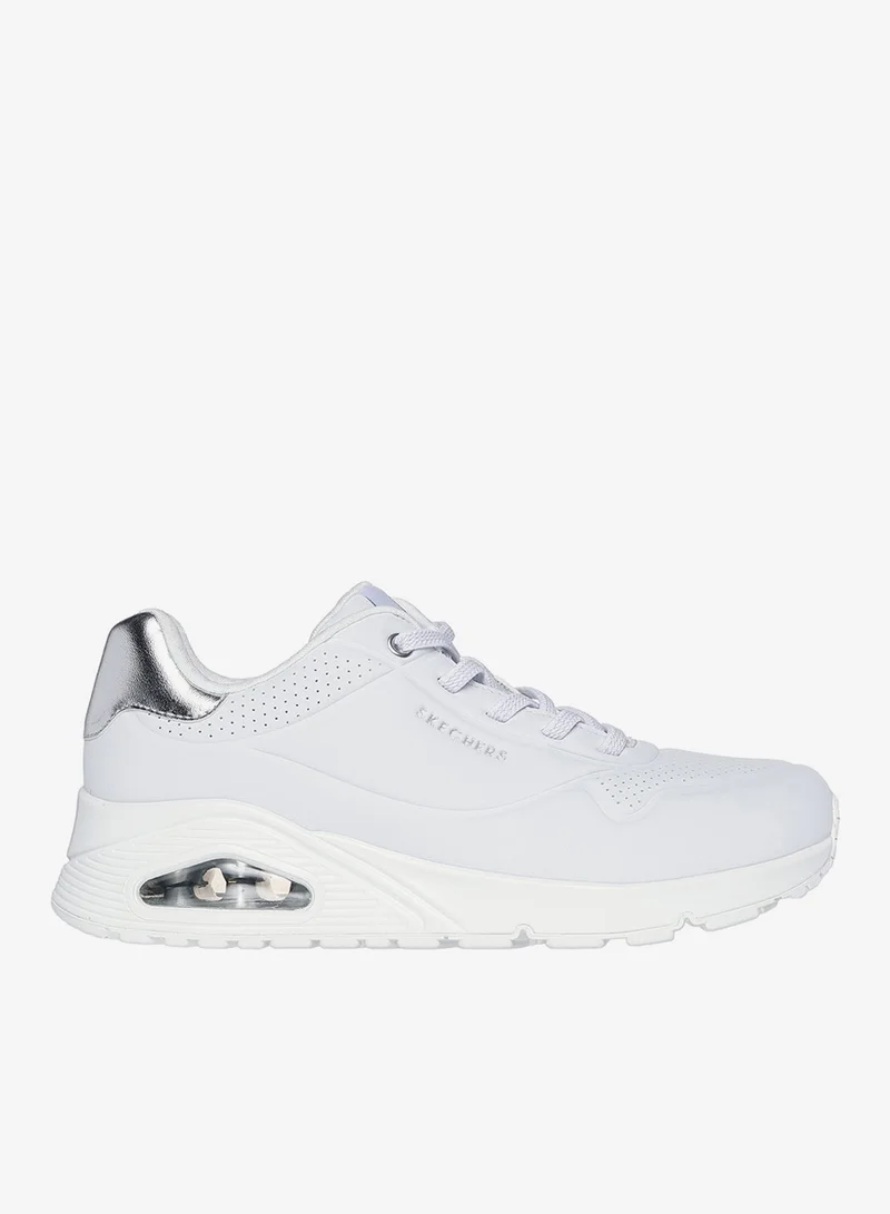 Uno Sneakers