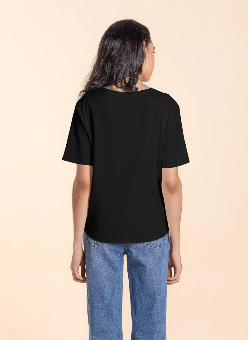 SHAPES COMFORT DETAILED T-SHIRT