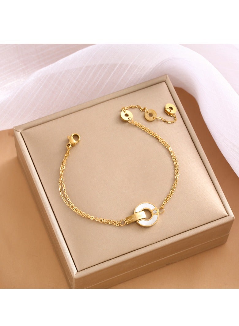 كنز سوار معدني جديد على الموضة الأوروبية والأمريكية الفاخرة الخفيفة باللون الذهبي