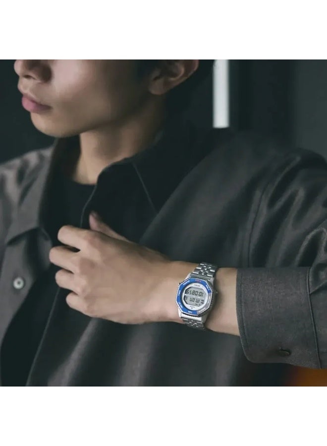 Seiko ساعة روتوكول الرقمية SMGG21P1، 37 مم بإطار فضي وزرقاء، سوار من الفولاذ المقاوم للصدأ، مقاومة للماء حتى 100 م - Image 3