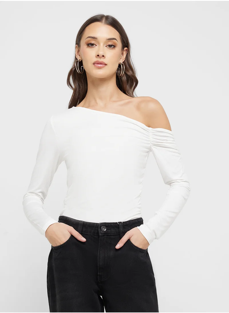 اونلي One Shoulder Top