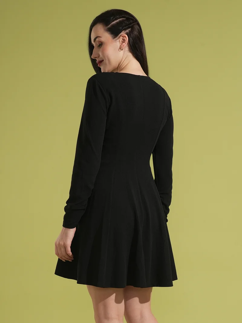 globus Globus Women Ruched Sleeves Hong Button Wrap Dress