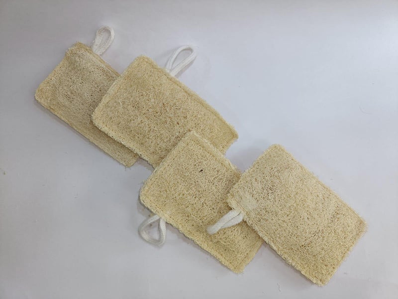MARMORIS ECOM Natural Loofah Body Scrubber, Organic Eco-Friendly Bath Sponge, Gentle Exfoliating Loofah with Hanging Loop, Ideal for Women & Men, Ridge Gourd Fibre, Lightweight Cleansing Scrub (Rectangle- Pack of 5) - Image 3
