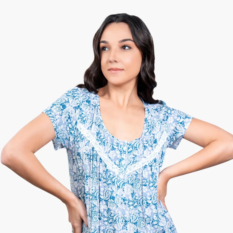 Aadaraya Aadaraya All-Over Print Night Gown