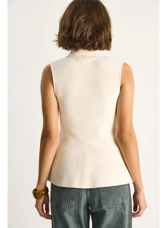 جينجر Button Up Peplum Vest