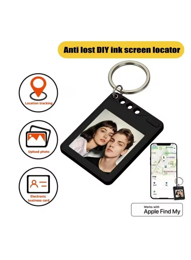 بلو فاير ميدالية مفاتيح ذكية بشاشة E-Ink مع متتبع بلوتوث متوافق مع Apple Find My | شاشة ورقية إلكترونية 1.54 بوصة قابلة للتخصيص لعرض الصور وبيانات الاتصال ورموز QR | جهاز تتبع صغير مضاد للفقدان للحقائب والمفاتيح والأمتعة والحيوانات الأليفة | متتبع ذكي مقاوم للماء ومعتمد MFi مع تخصيص عبر تطبيق FindXeink | بطاقة تعريف رقمية ومحدد مواقع محمول للاستخدام اليومي والسفر - Image 2