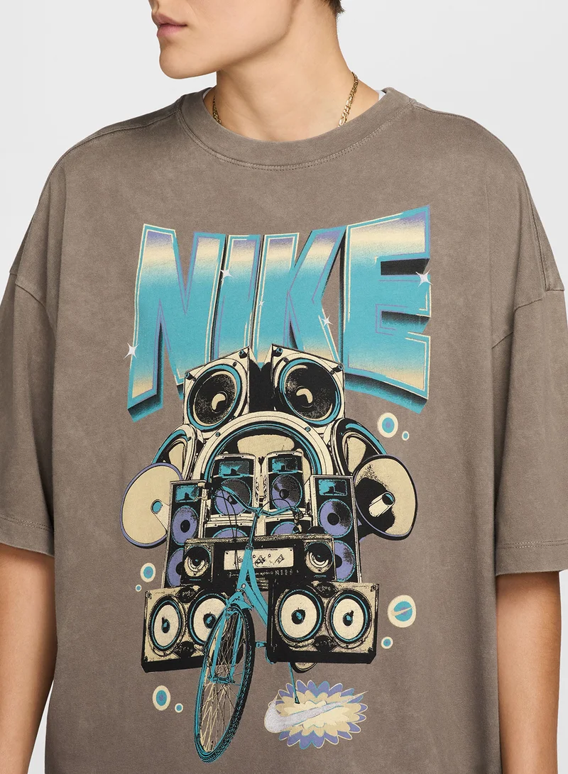 Nike brown Nsw Over-Sized T-Shirt for Women | Best Price UAE