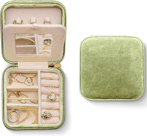 Benevolence LA Plush Velvet Jewelry Box Travel Jewelry Case Organizer with Mirror Featured in Oprahs Favorite Things Best Gifts For Daughter Girlfriend Mom Gifts For Her Mistletoe Green