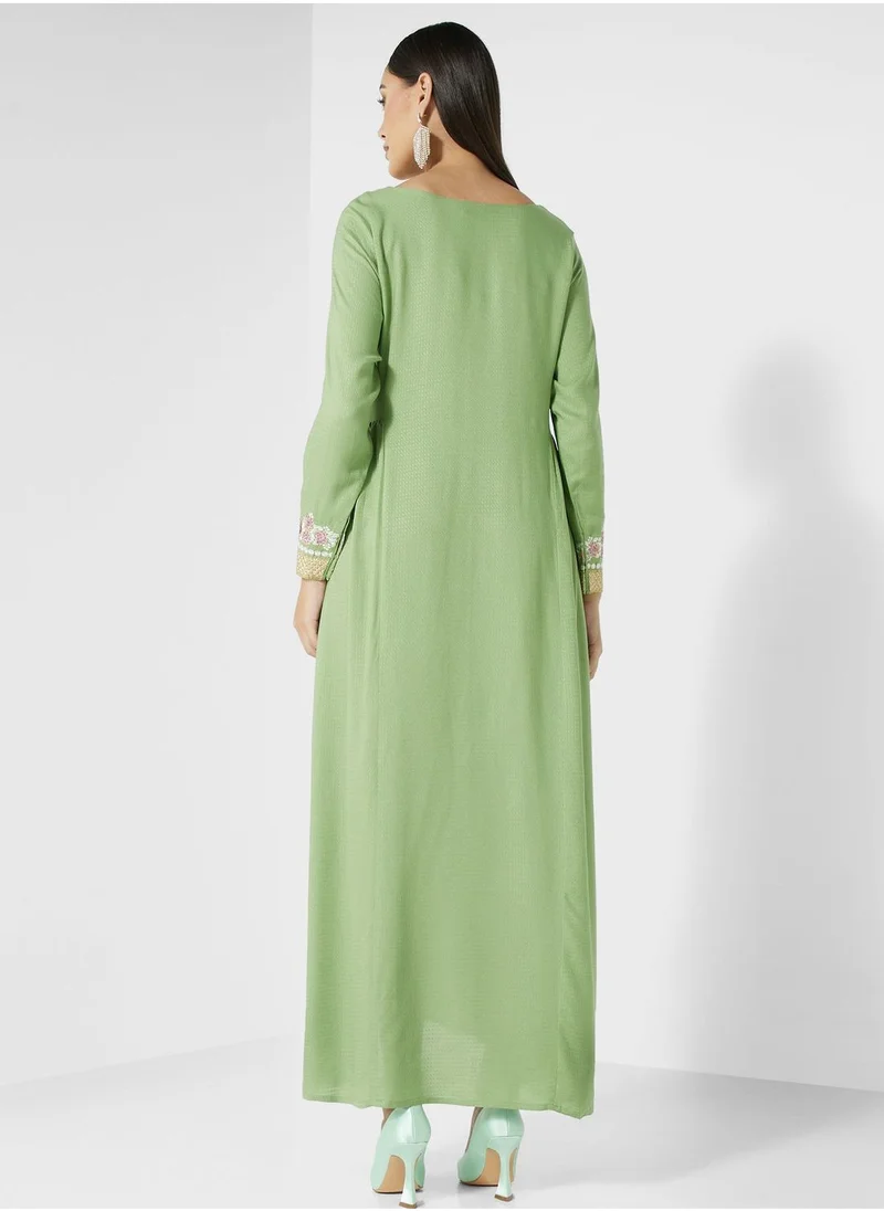 KASHKHA Embroidered Flute Sleeve Jalabiya