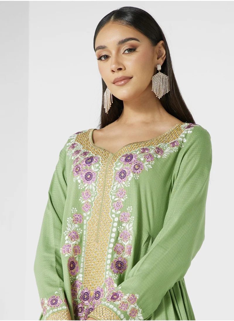 KASHKHA Embroidered Flute Sleeve Jalabiya