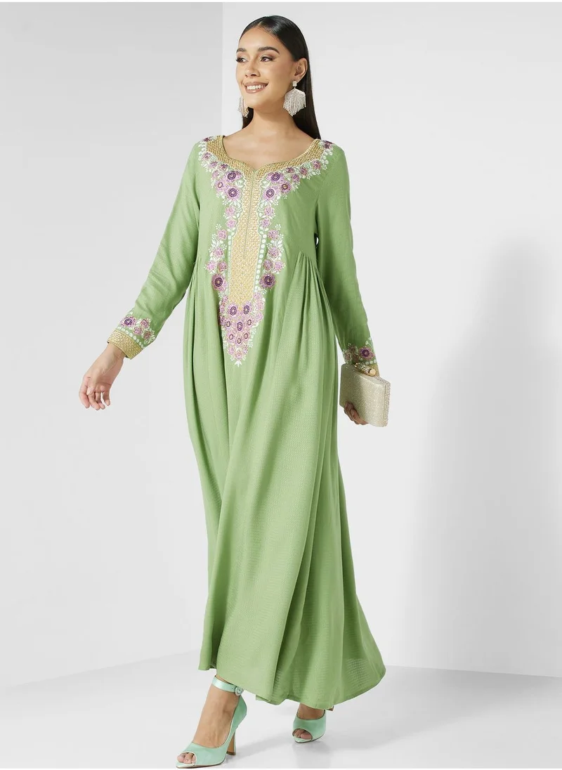 KASHKHA Embroidered Flute Sleeve Jalabiya