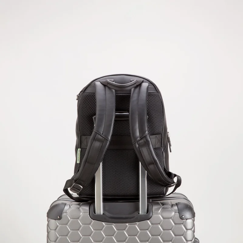 كاربيزا Men's Backpack - Brief Pro