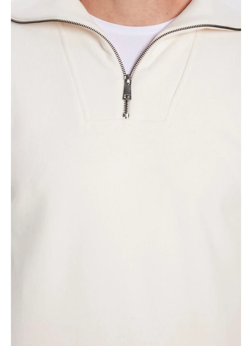 Tudors Relax Fit Comfortable Cut Ribbed Patterned Cotton Half Zipper Ecru Stand Collar Sweatshirt