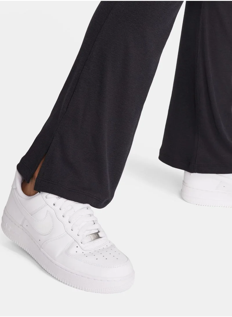 Nike Nsw Knit Ribbed Mid Rise Pants.