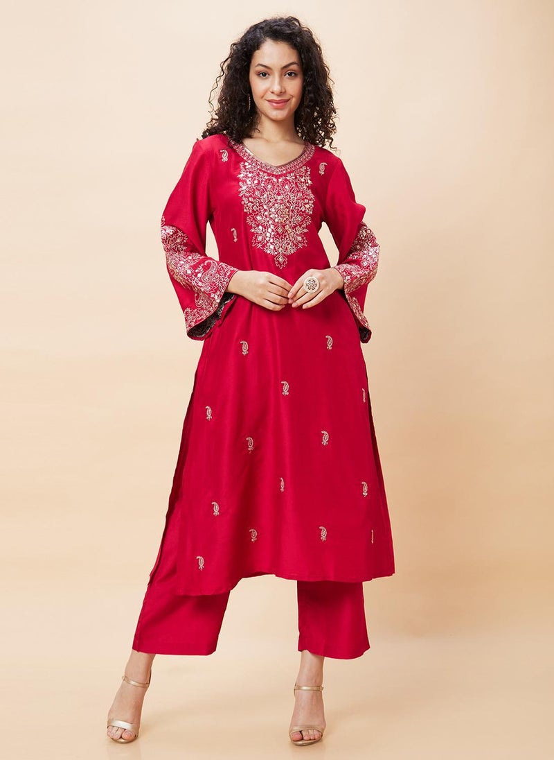Globus Women Red Embroidered Flared Sleeve Kurta Set With Trouser - Image 3