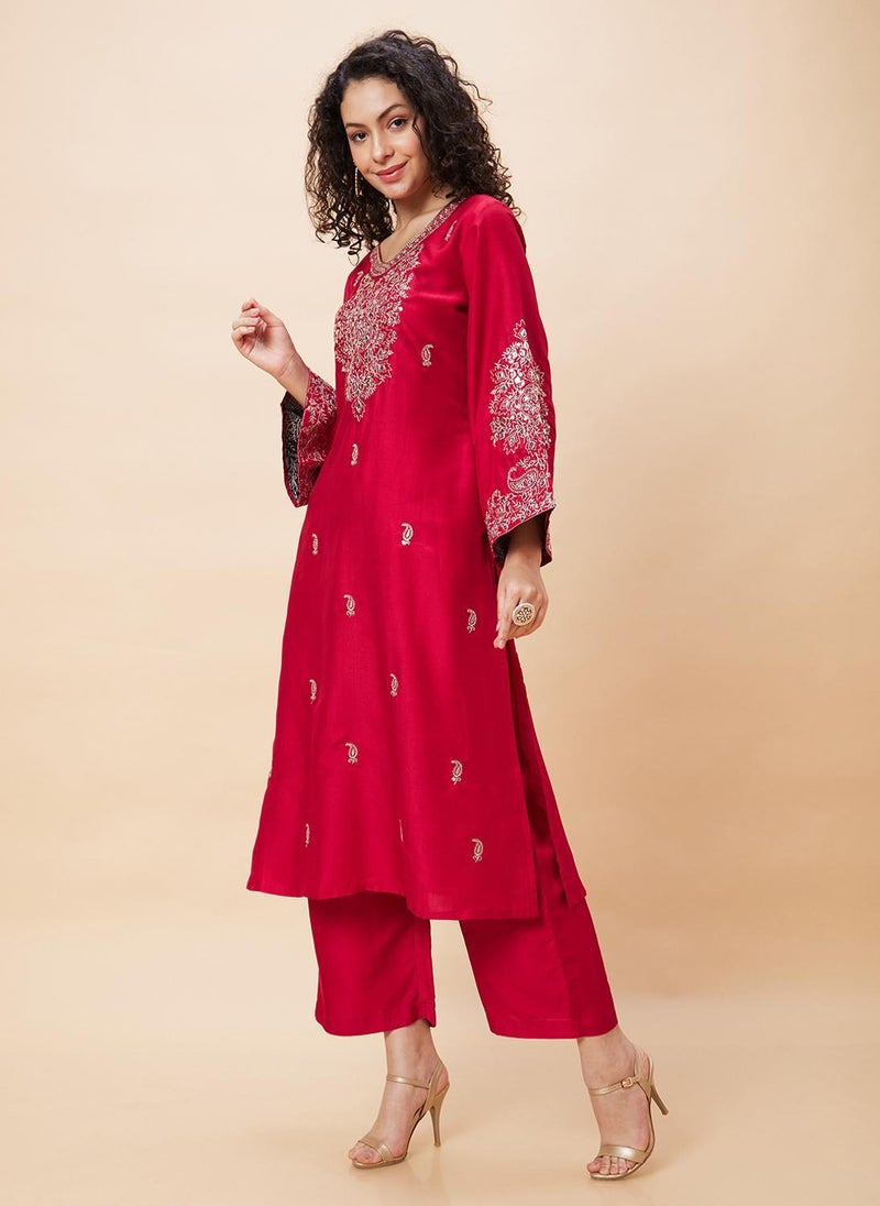 Globus Women Red Embroidered Flared Sleeve Kurta Set With Trouser - Image 5