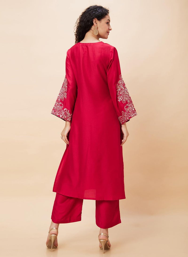 Globus Women Red Embroidered Flared Sleeve Kurta Set With Trouser - Image 4