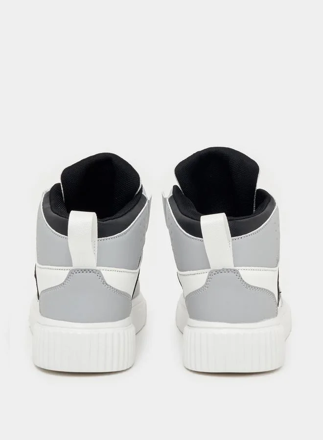 Styli Styli Color Block Hi-Top Lace Up Skateboarding Shoes
