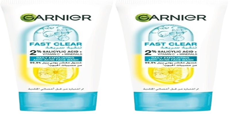 Garnier Garnier Skinactive Fast Clear 3-in-1 Face Wash, For Acne Prone Skin, with Salicylic Acid and Vitamin C, 150ml (Pack of 2)