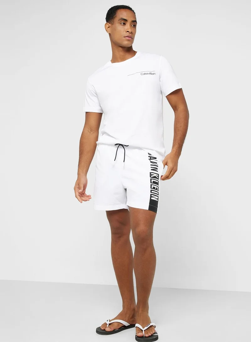 CALVIN KLEIN Logo Crew Neck T-Shirt