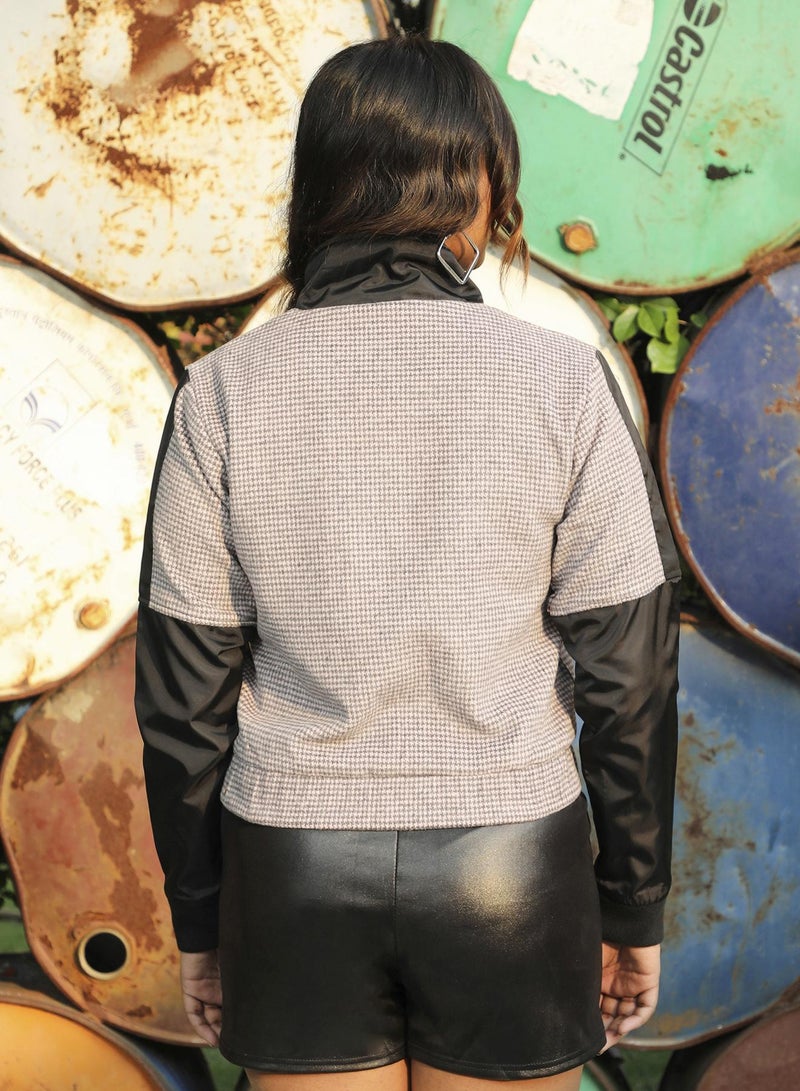 Campus Sutra Women's Black & Grey Contrast Houndstooth Jacket  - Image 3
