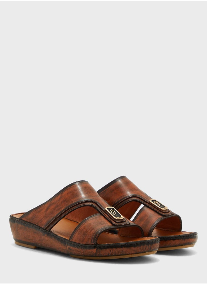 Posh La Vie - Elegant Arabic Sandals - Image 1