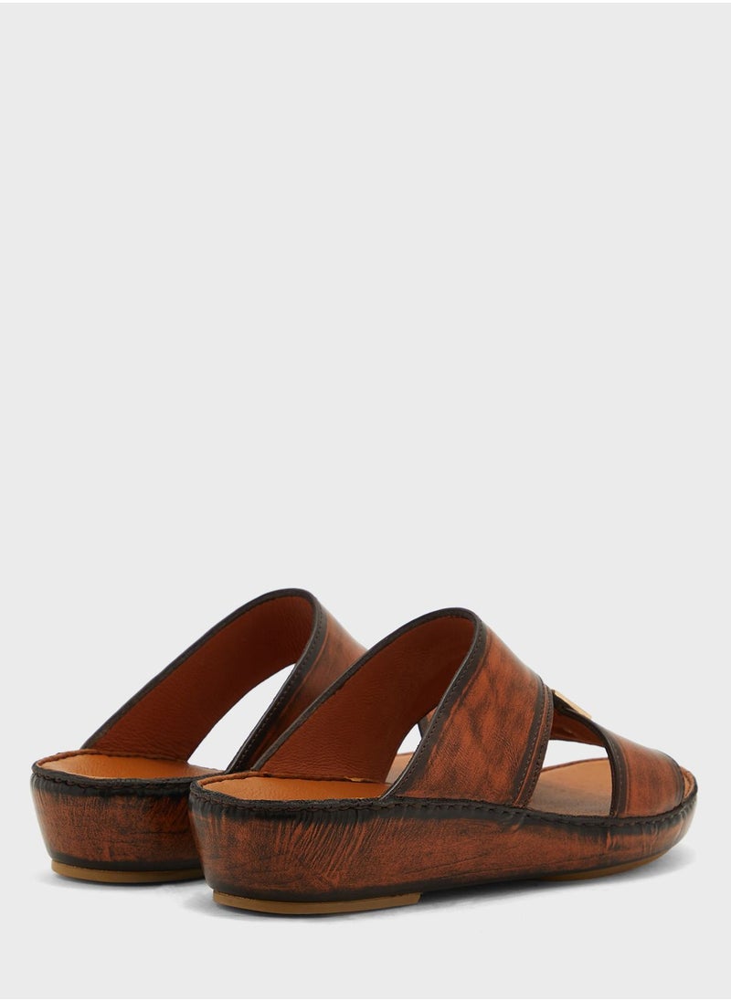 Posh La Vie - Elegant Arabic Sandals - Image 1